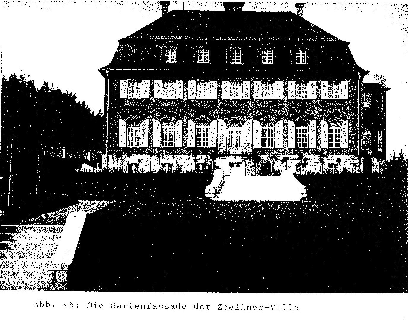 Gartenfassade der Villa Zoellner