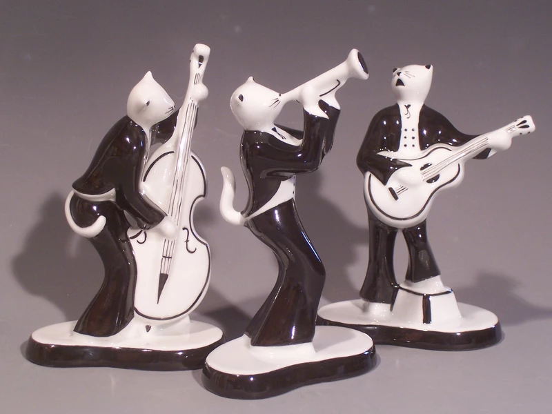 Porzellan Katzen-Musikanten Figuren